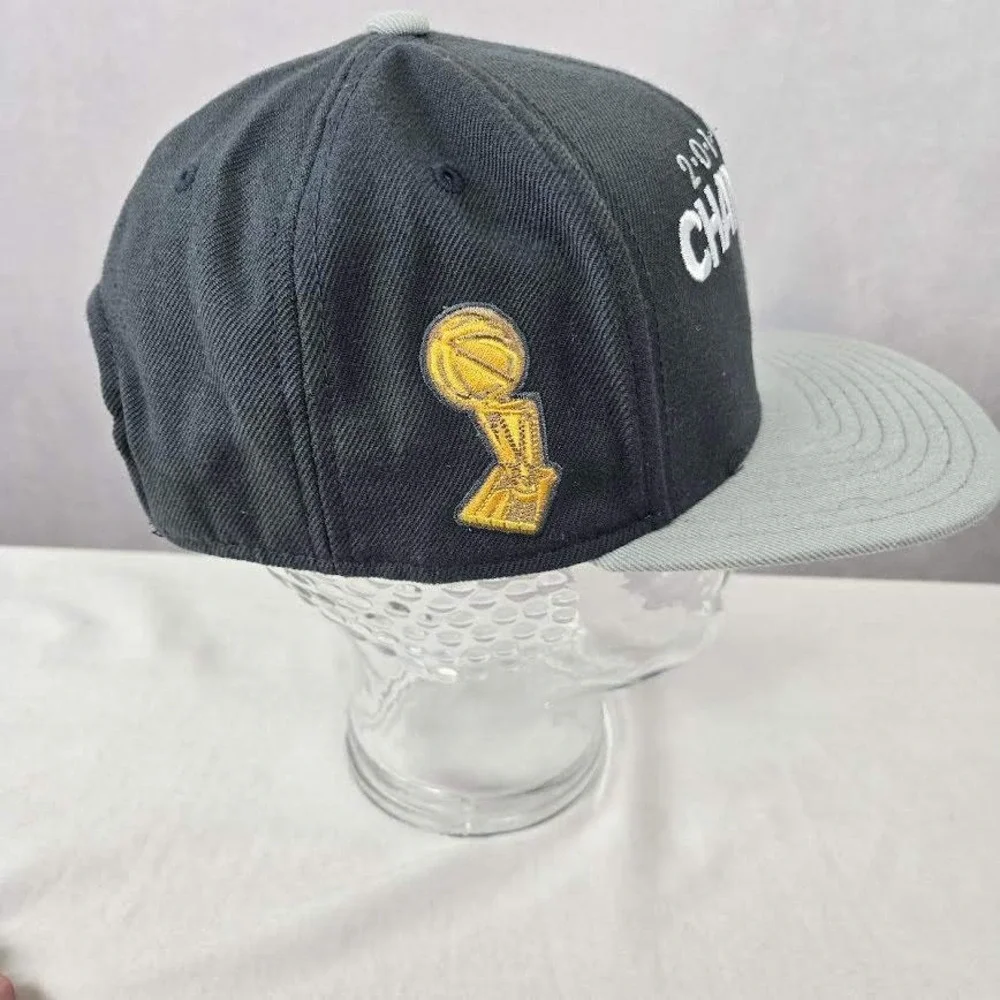 Adidas Miami Heat 2012 NBA Champions‎ Snapback Hat Grey Basketball Cap Mens OSFM